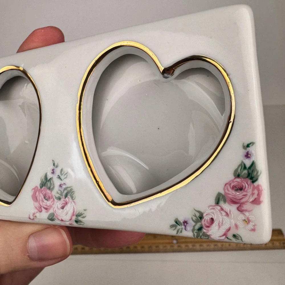 Vtg Double Heart Tabletop Small Pic‎ Photo Frame Ceramic Porcelain Grannycore